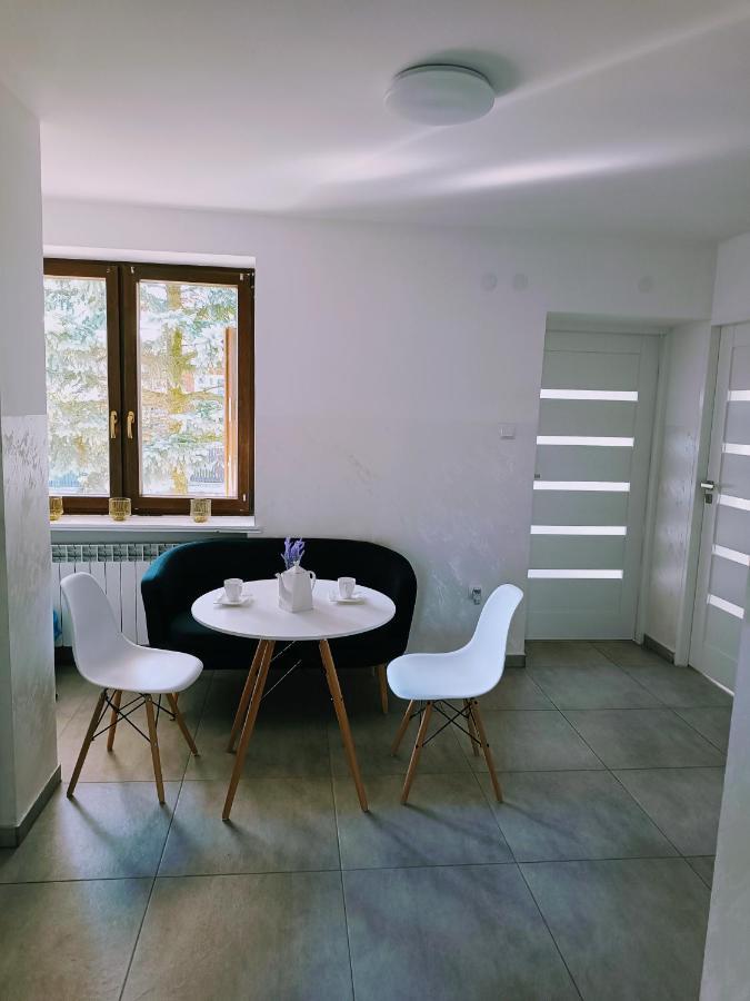 Vila Pokoje Na Jasminowej Pisz Exteriér fotografie